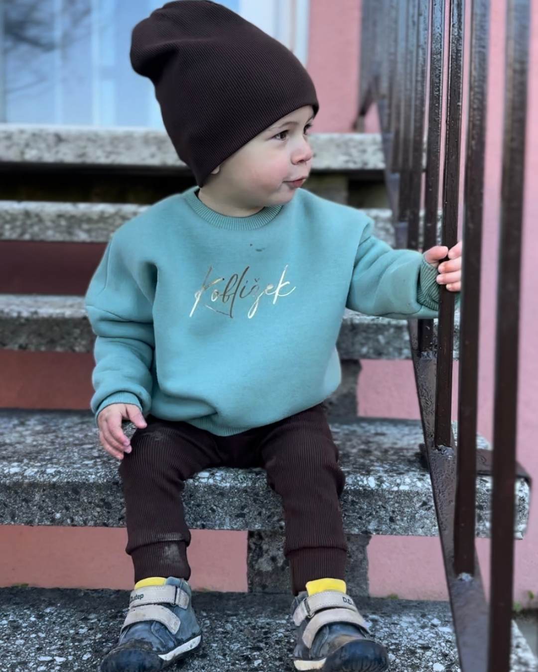 Čepička "Beanie" Čokoláda