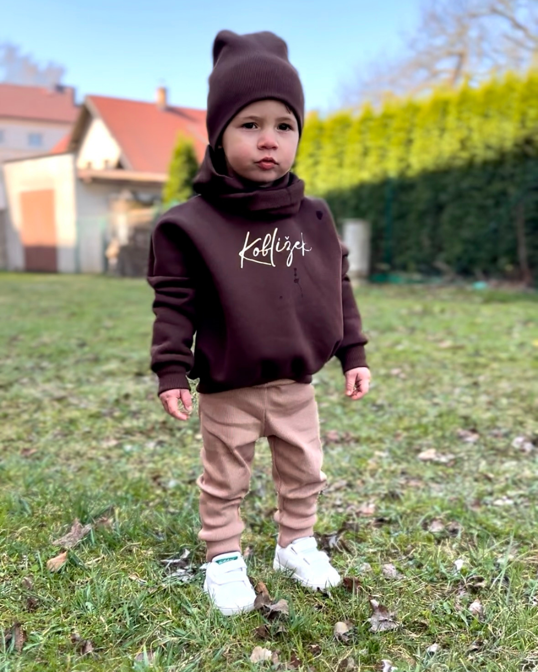 Čepička "Beanie" Čokoláda