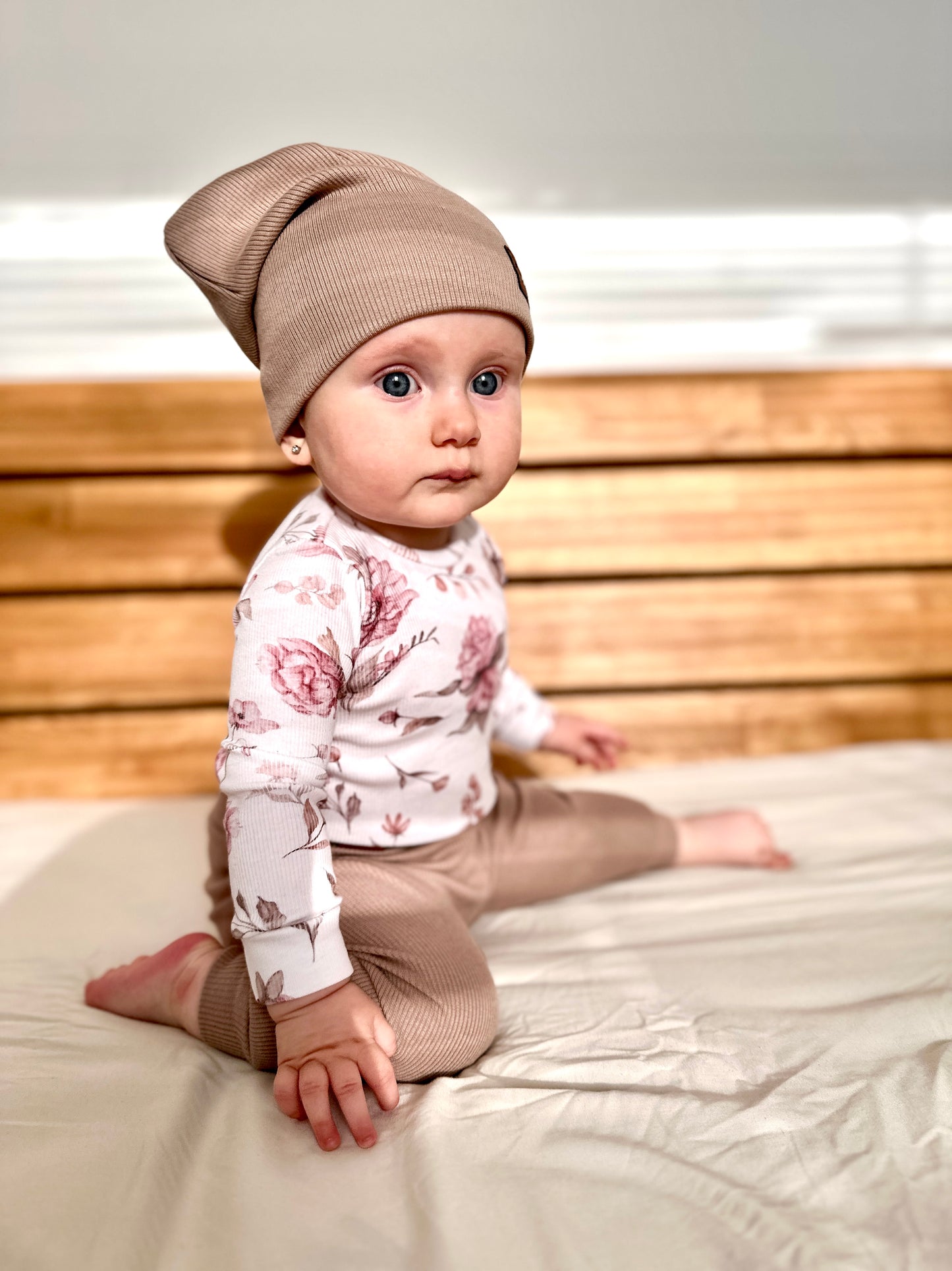 Čepička "Beanie" Zajda Tmavě béžová