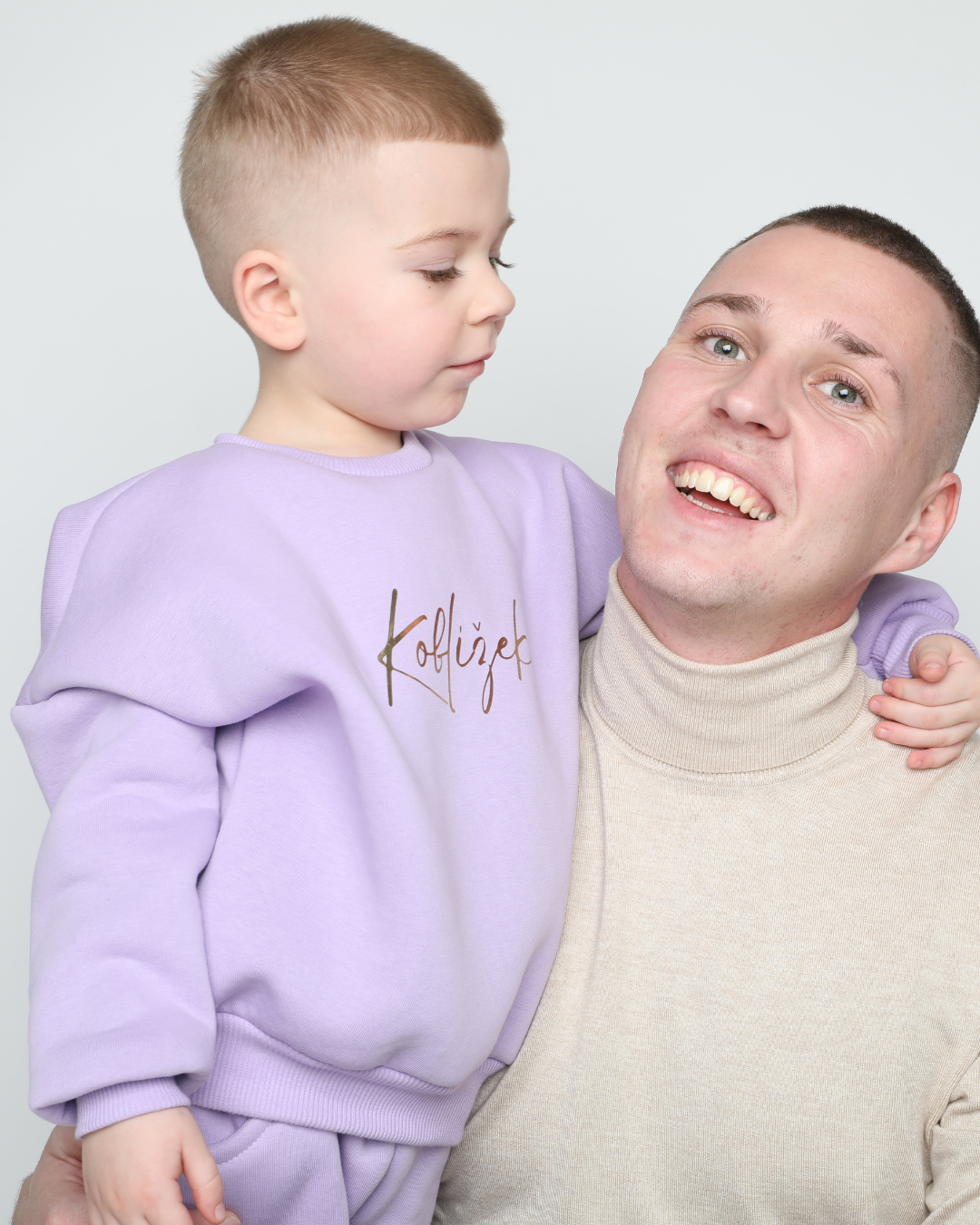 Mikina Fluffy Lila 💜 PREMIUM nášivka