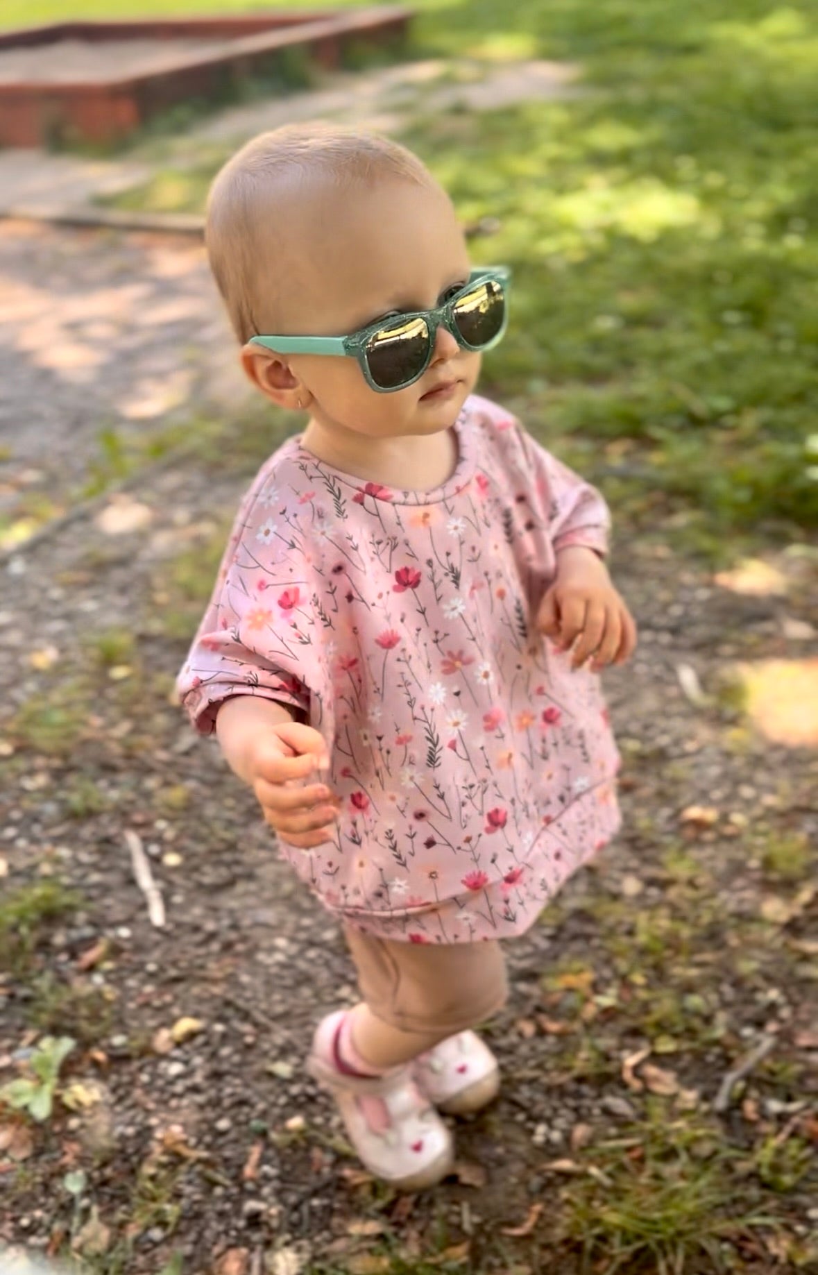 Crop-triko "SummerVibe" Růžová kvítka