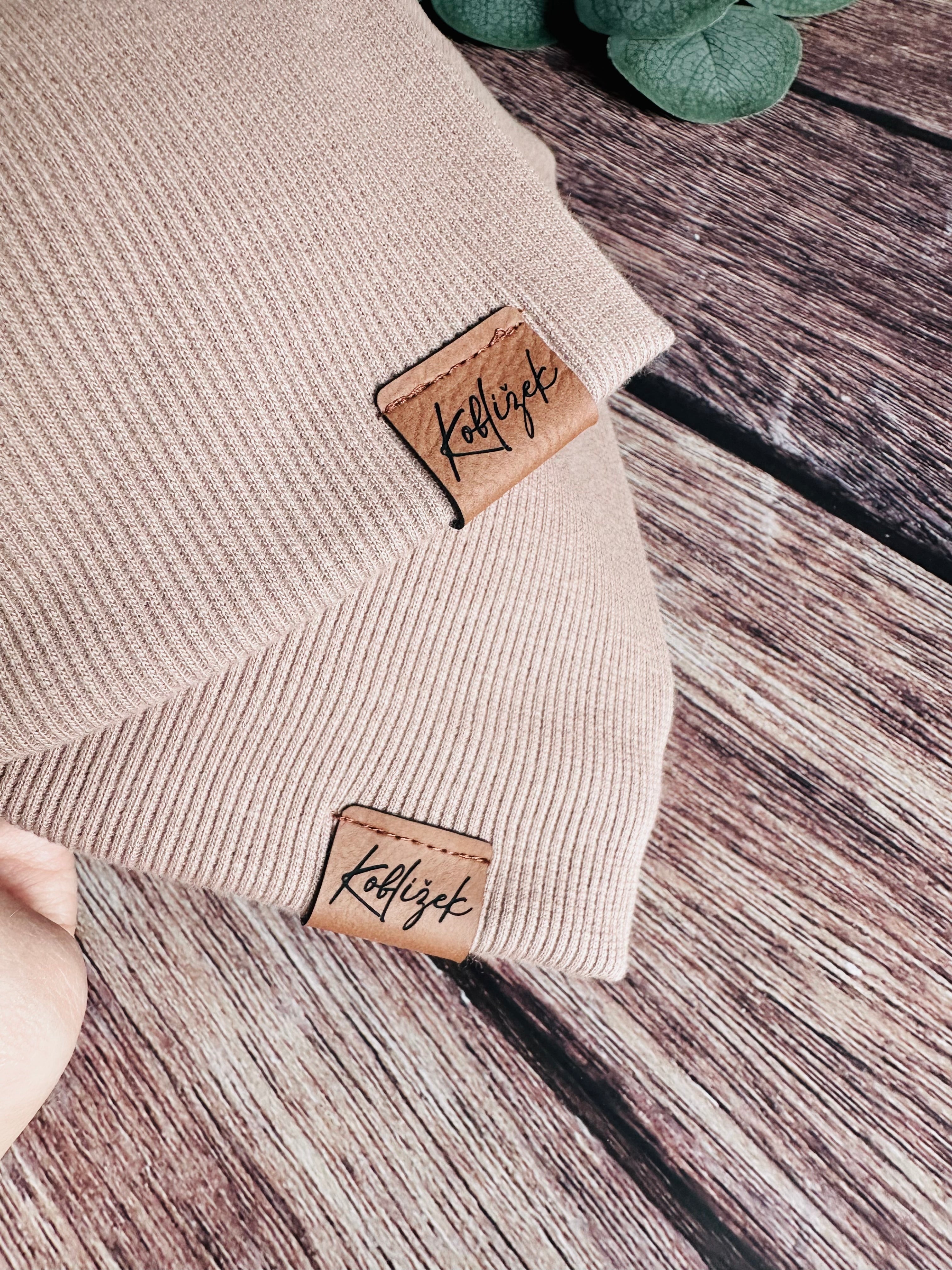 Čepička "Beanie" Latte