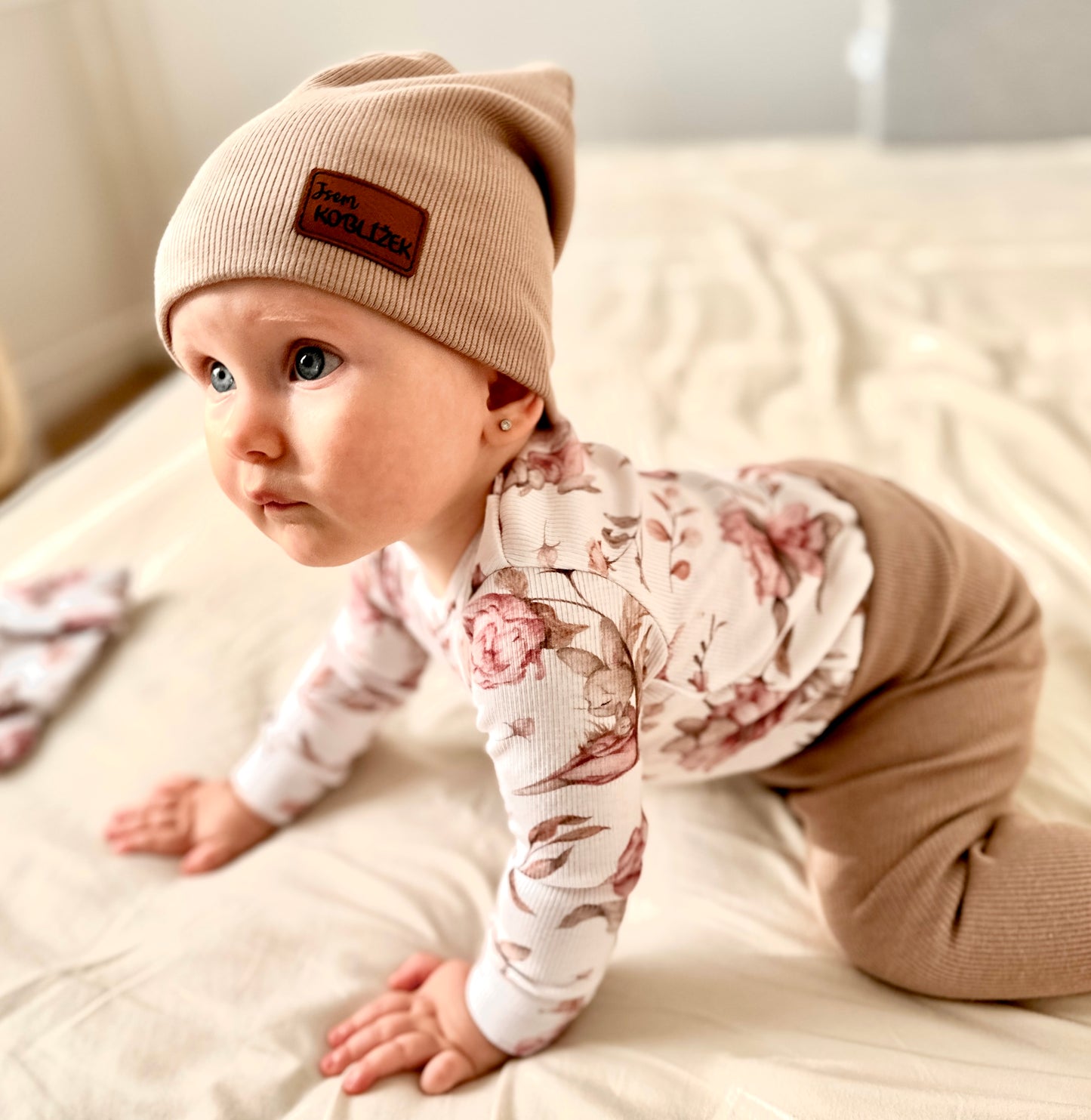 Čepička "Beanie" Zajda Tmavě béžová