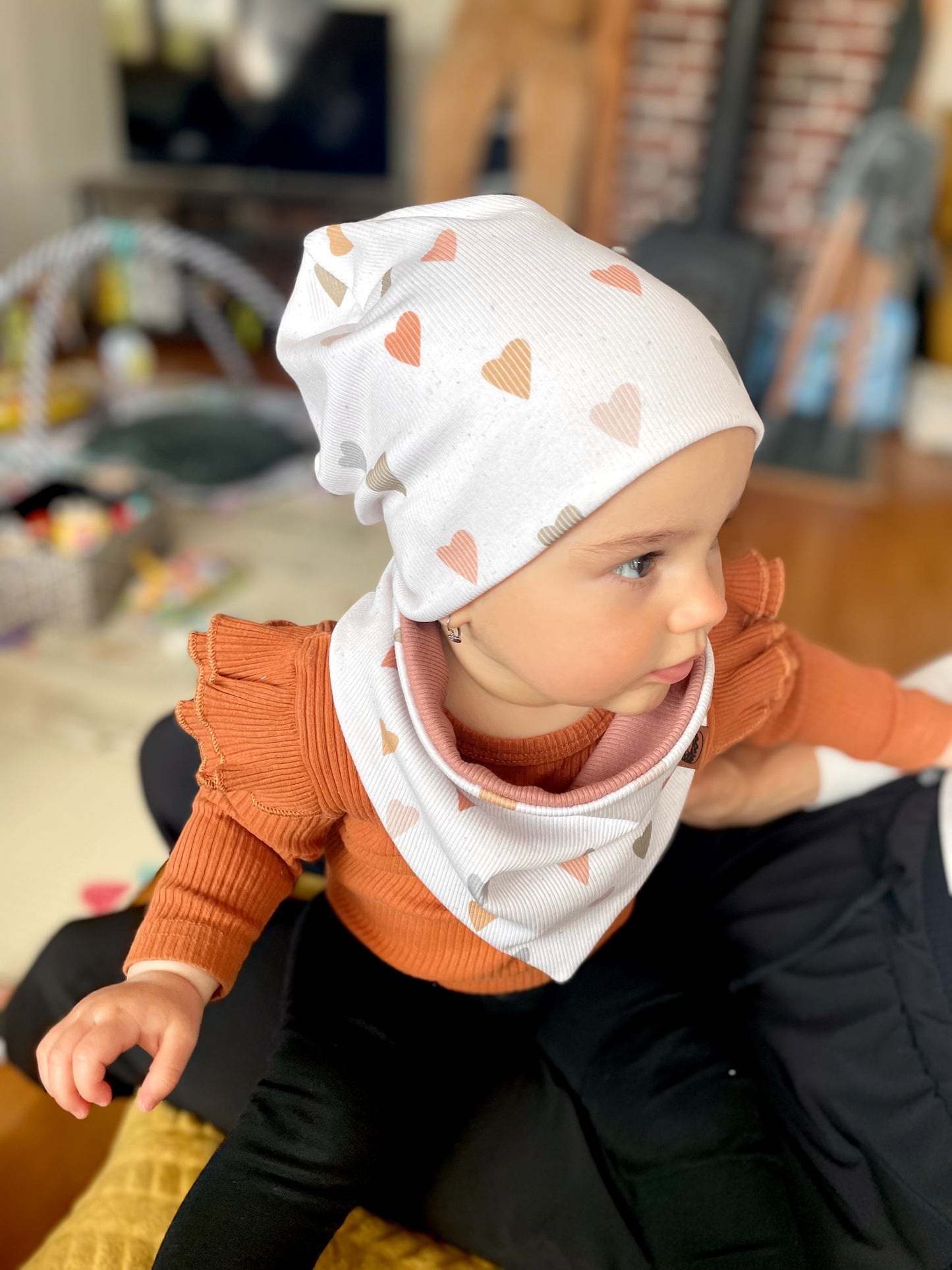 Čepička "Beanie" Srdíčka