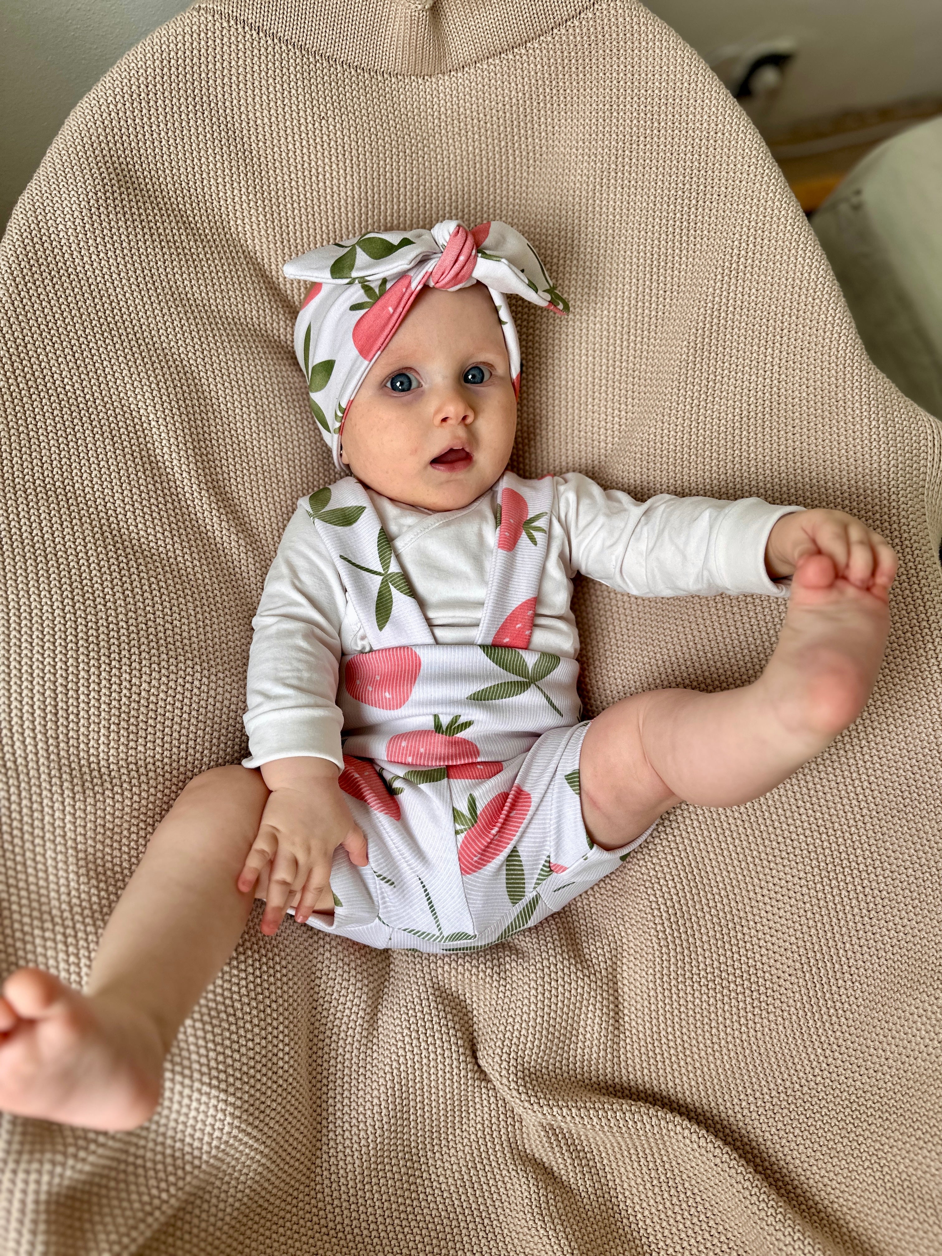 Čelenka Jahody s uzlíkem