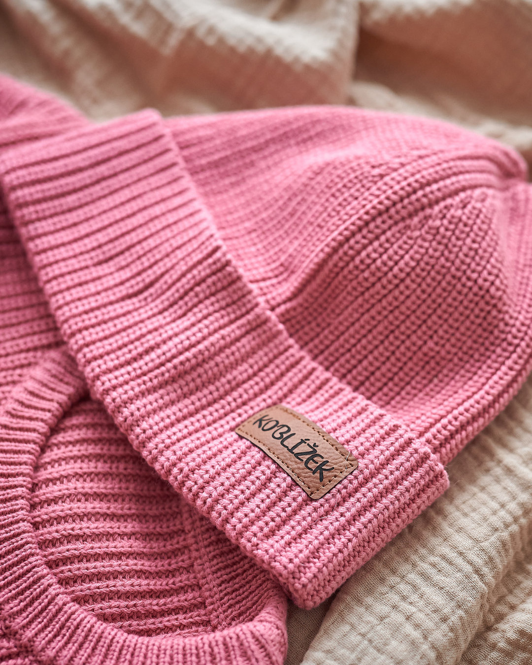 Čepice "Must Have Hipster" Pivoňka