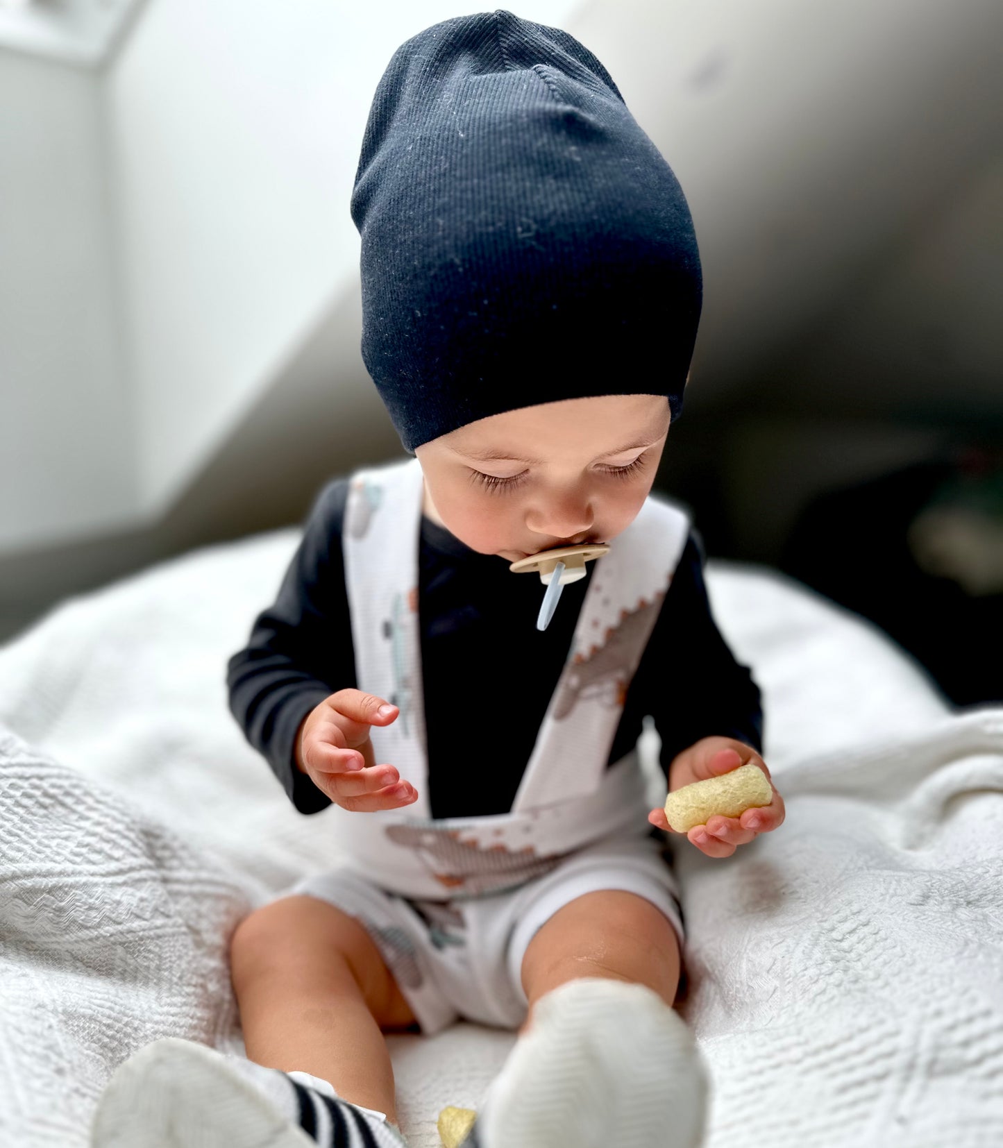 Čepička "Beanie" Dino černá