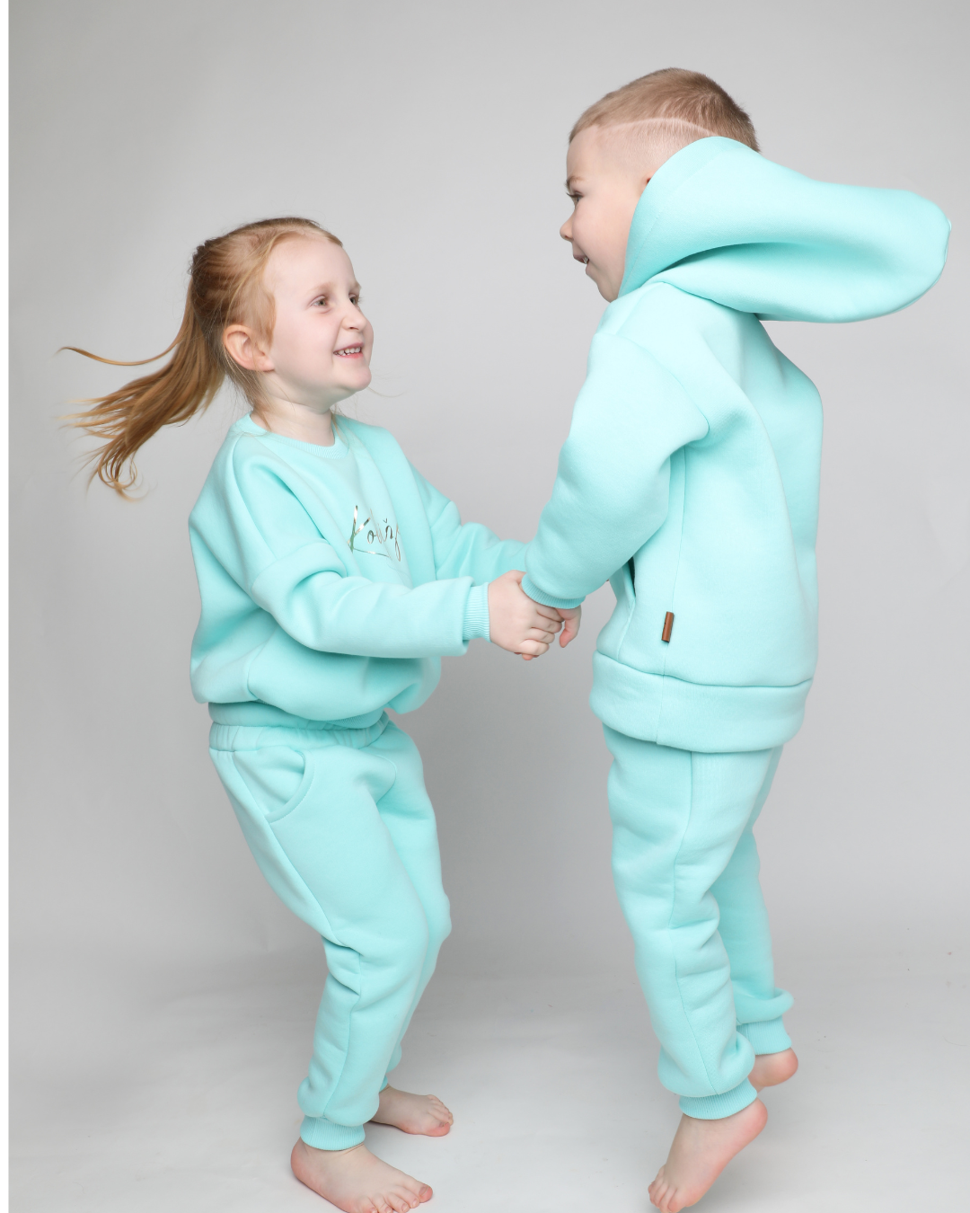 Mikina Fluffy Azurit